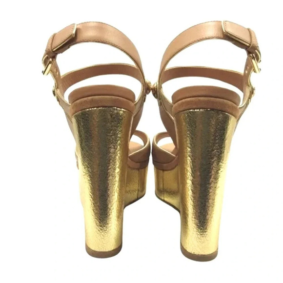 - Authentic Louis Vuitton Tan Leather Metallic Wedge Sandals Size 38 - Picture 6 of 16